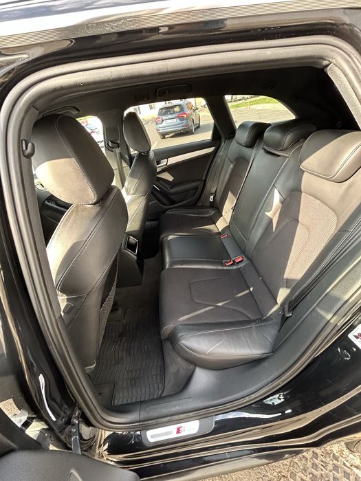 Vand Audi A4 3xSLine quattro 2.0 TDI  LED dotata foarte bine