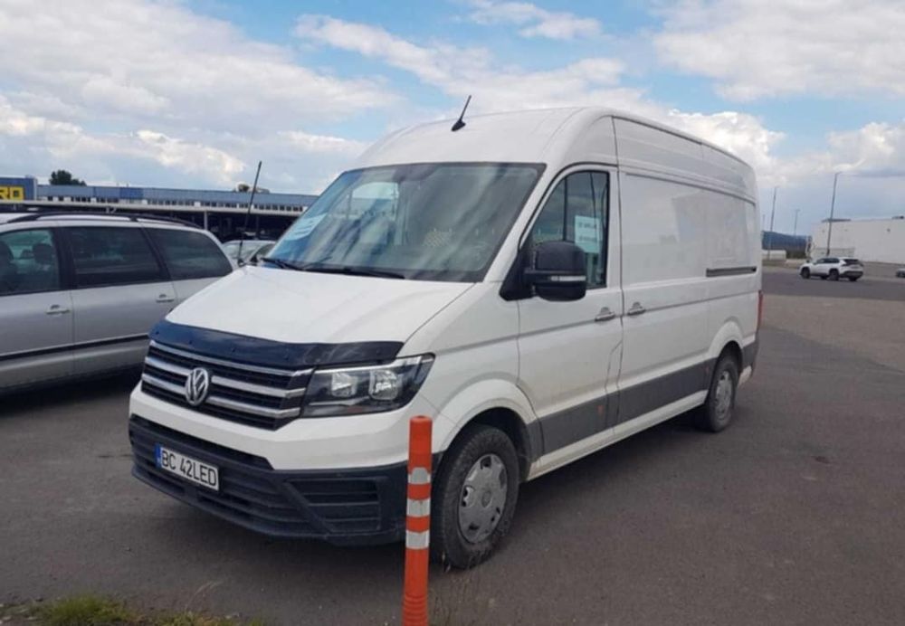 Vând Volkswagen Crafter