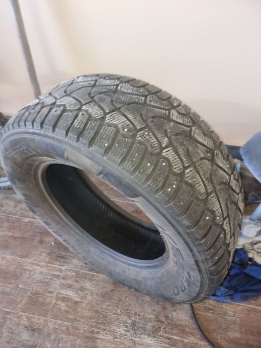 Продам резину на прадо 285/60/18