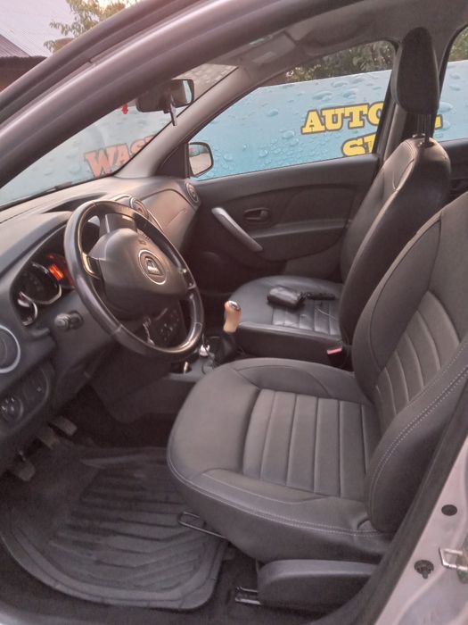 Sandero Stepway 2016