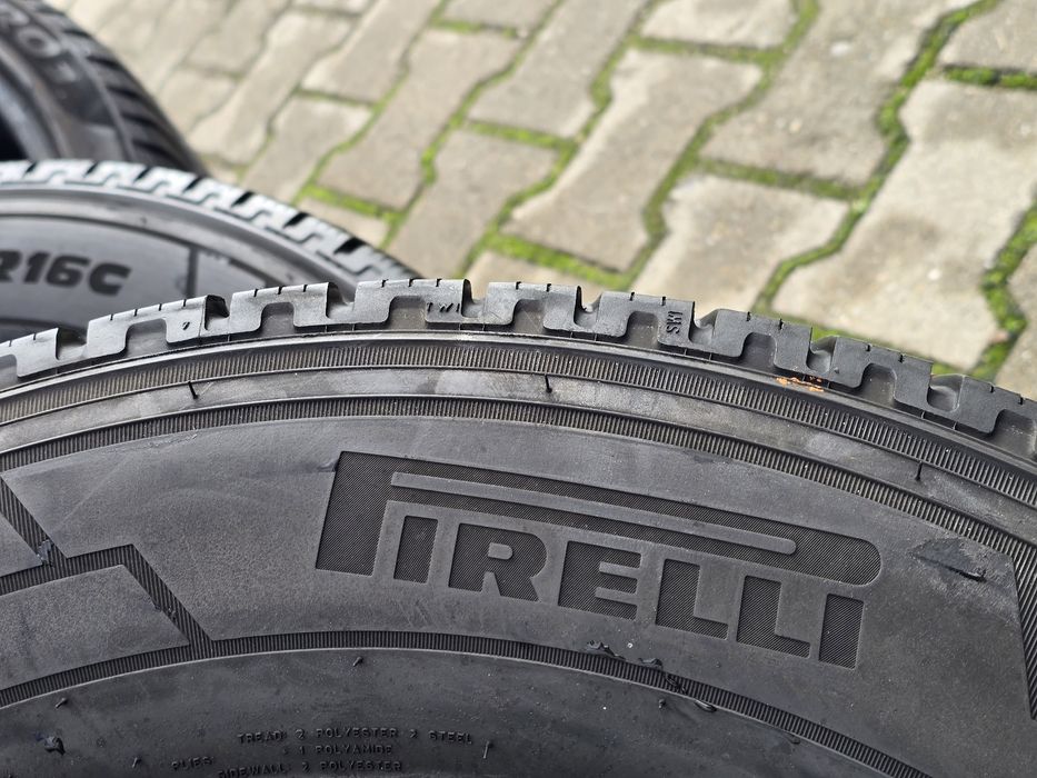 235 65 16c Pirelli