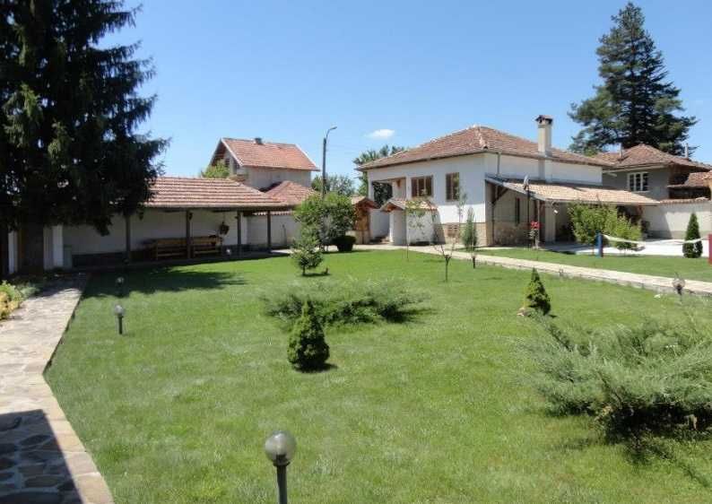 Продава се Къща в Велико Търново, Акация - 300 кв.м за 534 €/кв.м - Снимка #1