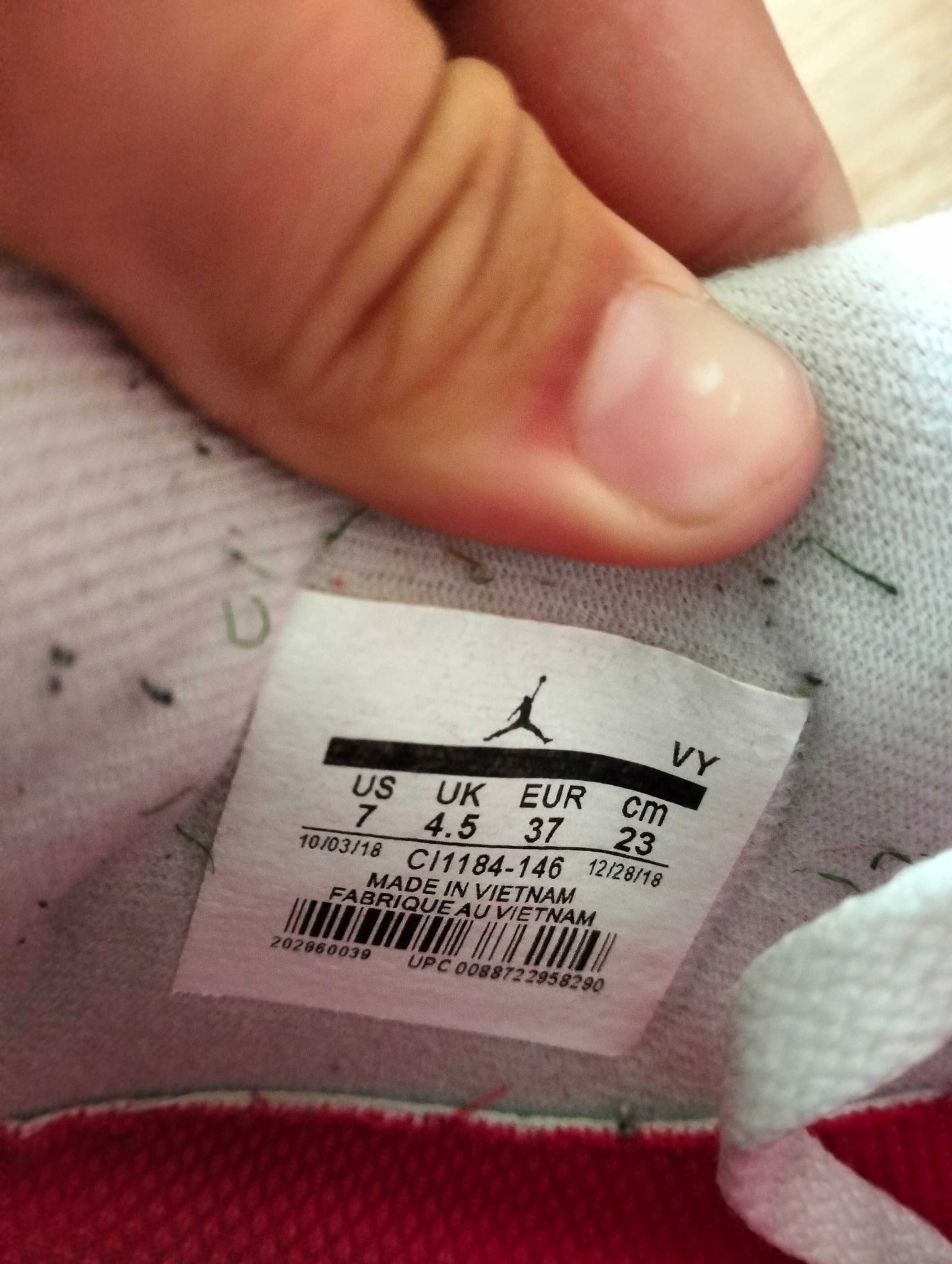Jordan 4 utilizati