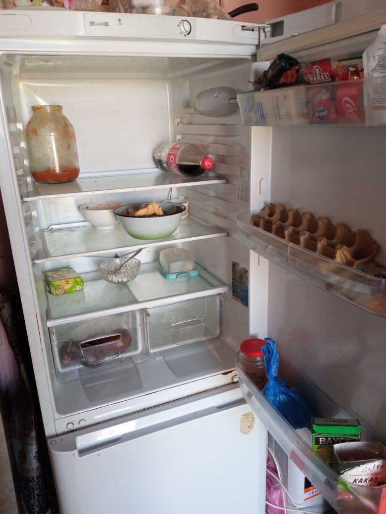 Холодилник индезит