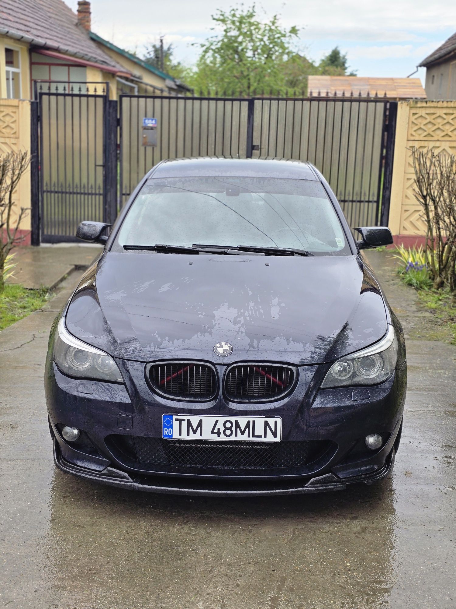Vând BMW e60 525i automat an de fabricație 2005