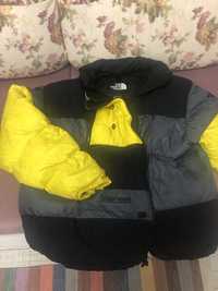 Продам пуховик The North Face