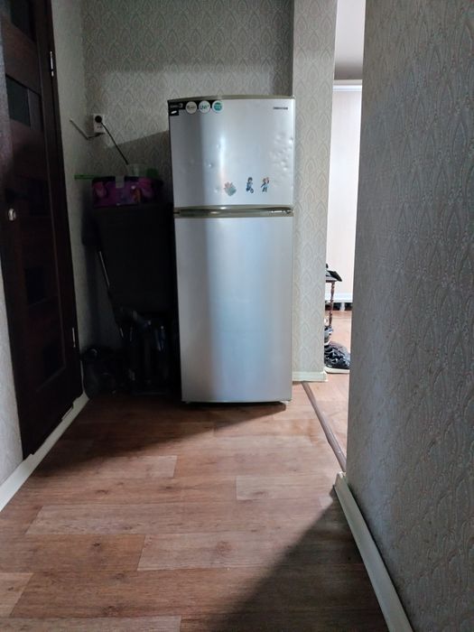 Продам Холодильник Samsung