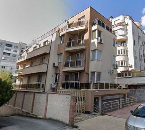 Продавам паркомясто в  Люлин 9