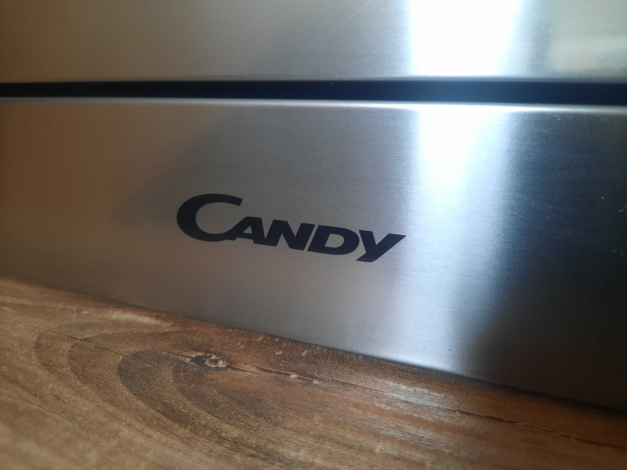 Микровълнова Candy за вграждане