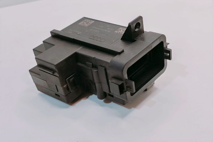 Contact de Pornire 8K0909131D Audi A4 B8/8K