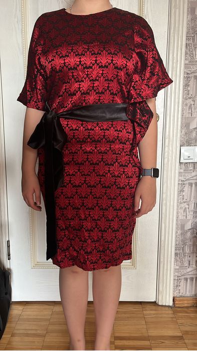 Вечернее платье прямое срейч