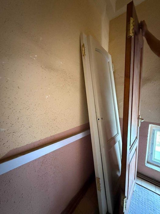 СРОЧНО/ДЕШЕВО: 3 двери по 50 тыс. сум