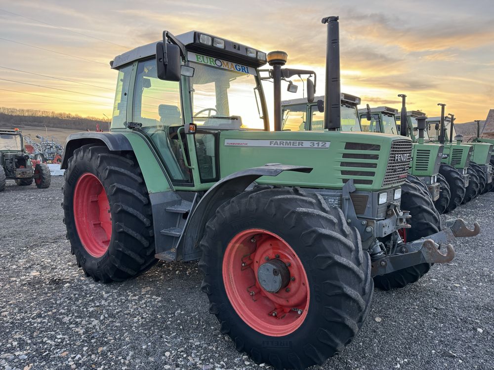 Tractor Fendt 312