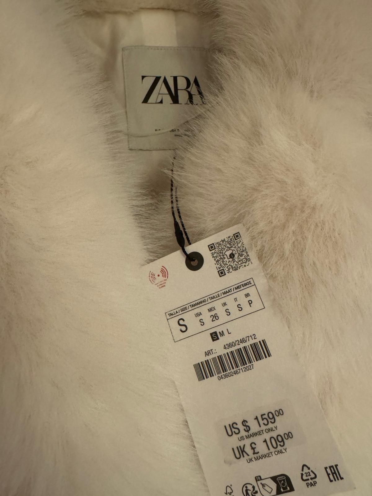 Blanita scurta zara