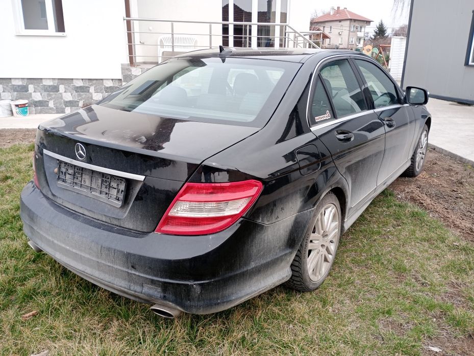Mercedes Мерцедес ц класа w204 300 4matic на части