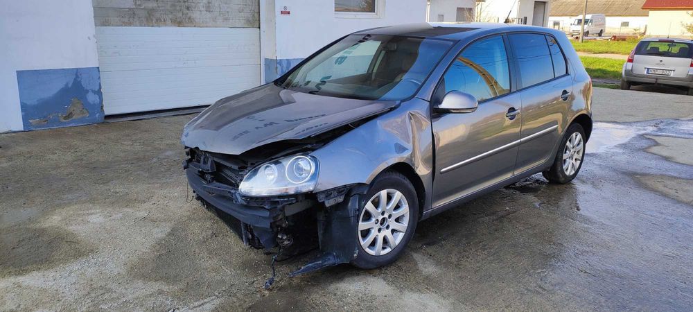 Dezmembrez volkswagen vw golf 5 hatchback 1.4 BMY cutie dsg KDC