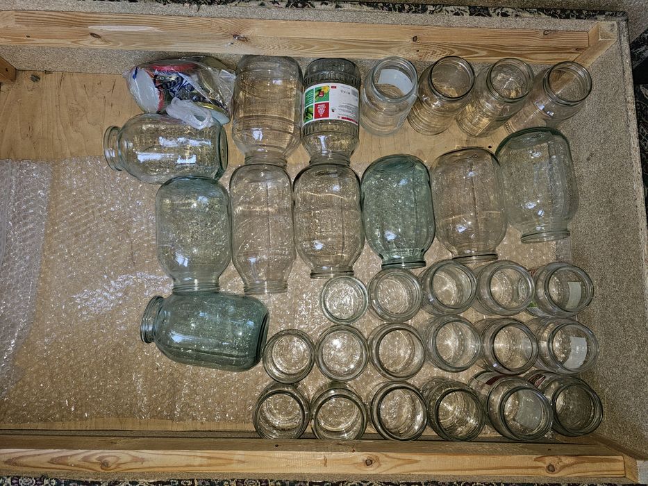 Срочно продам банки для консервирования.