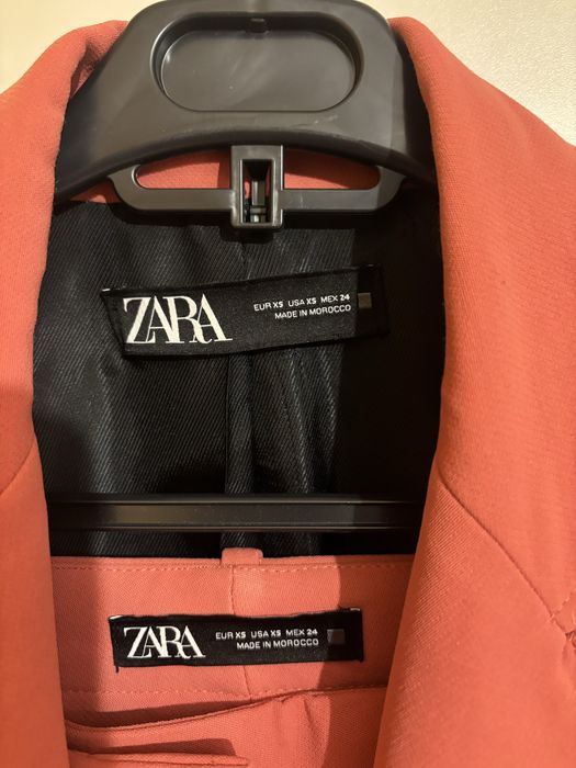 Костюм от две части Zara