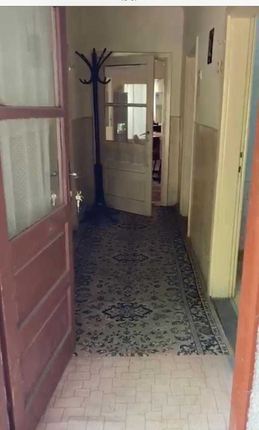 Casa cu 3 camere de vanzare , zona Mihai Bravu Ploiesti, 78 mp