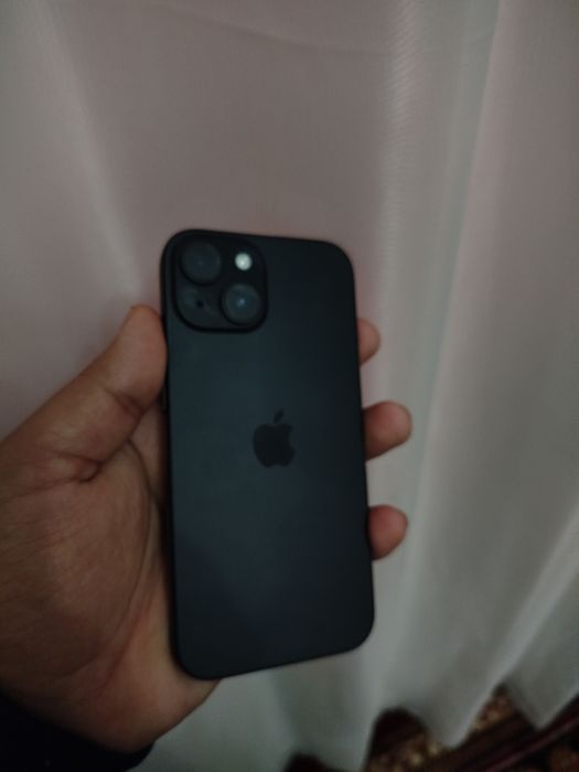 iPhone 15 100% ёмкость кора ранг идеал состояние