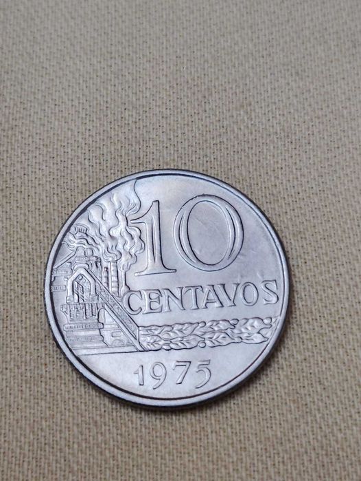 Vand monede internationale rare