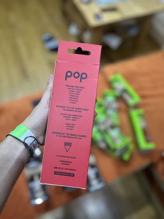 Kendama KROM POP RUBBER (Rosu/Red)