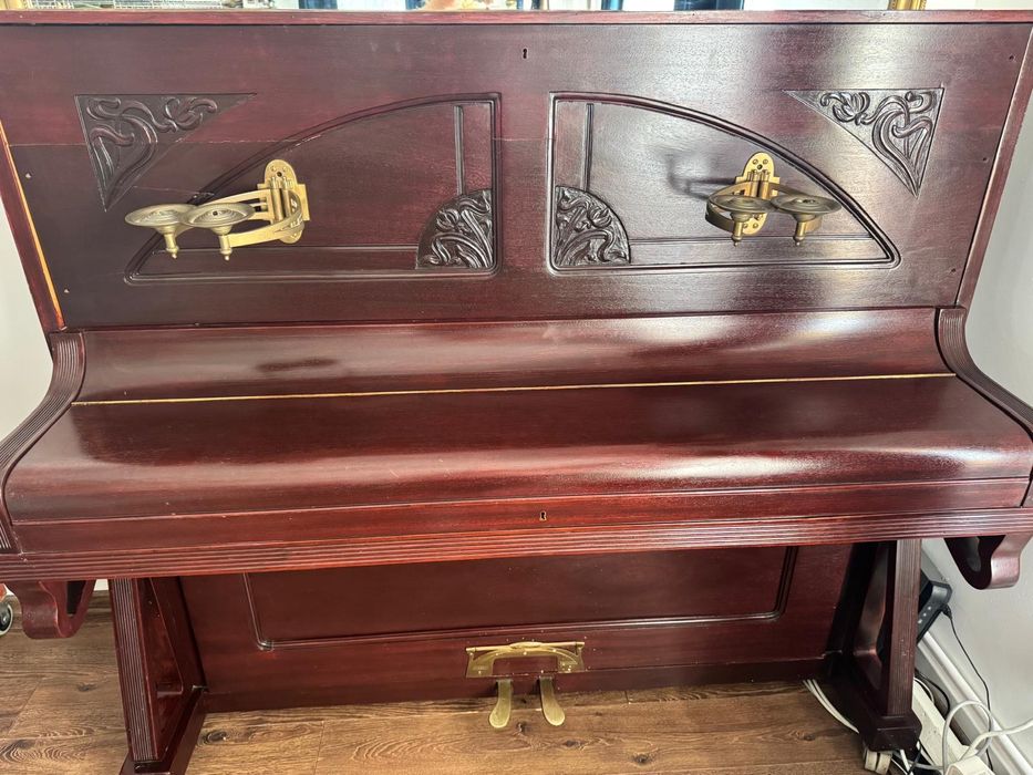 PIANINA Ernest Krause-Berlin