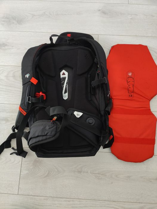 Ghiozdan ski/snowboard cu protectie spate - Wedze Defence 14 - 21 L