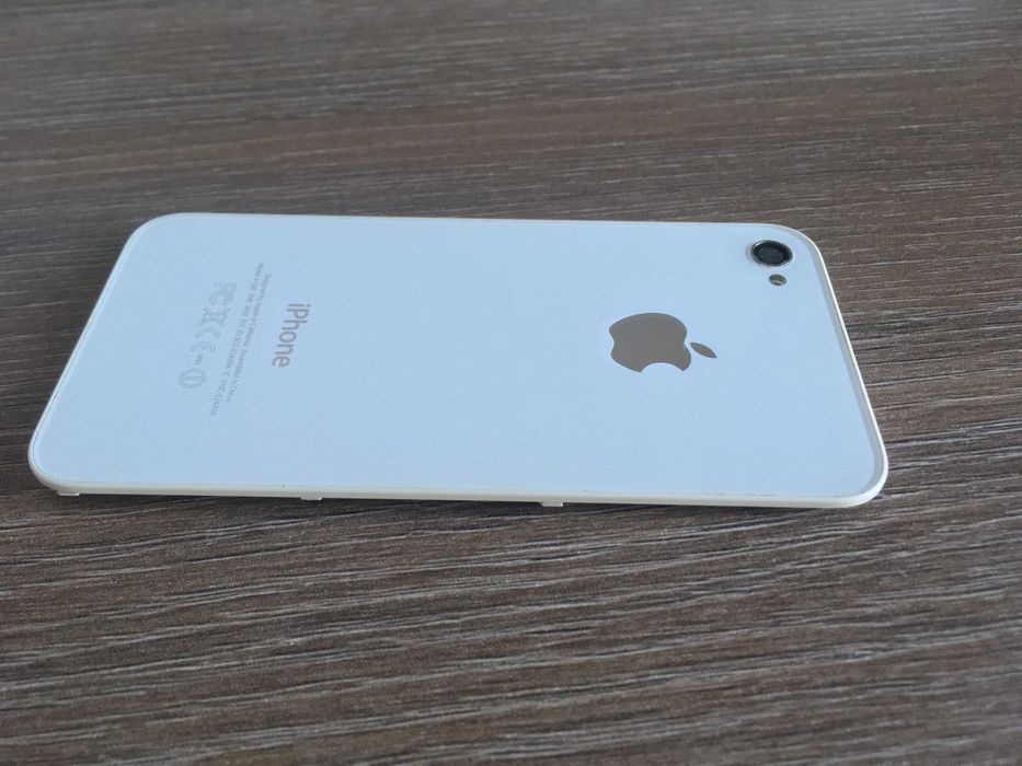 capac spate iphone 4s, alb sau negru
