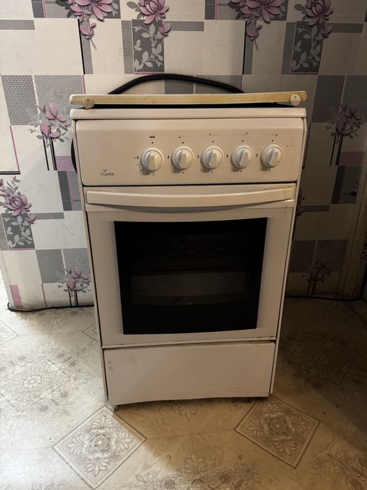 Продаю плиту в хорошем состоянии