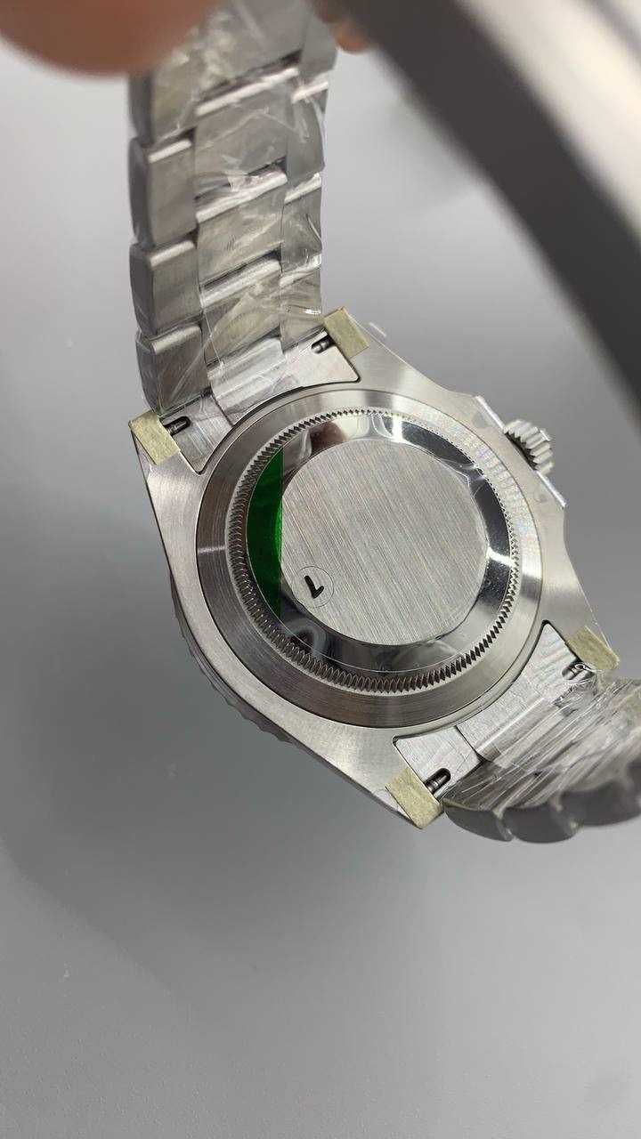 rolex submariner 40mm no-date 3230 mecanism