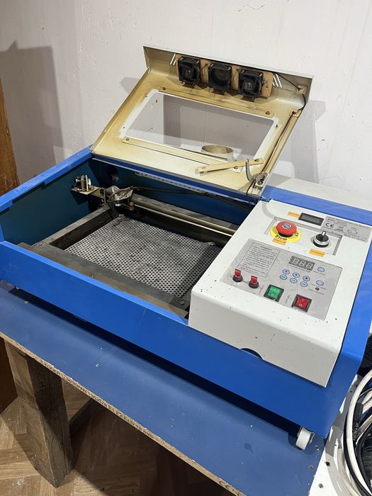 Gravator laser co2 K40 model HQ3020