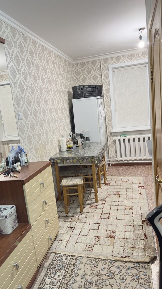 Продам улучшенную 1 комнатную квартиру