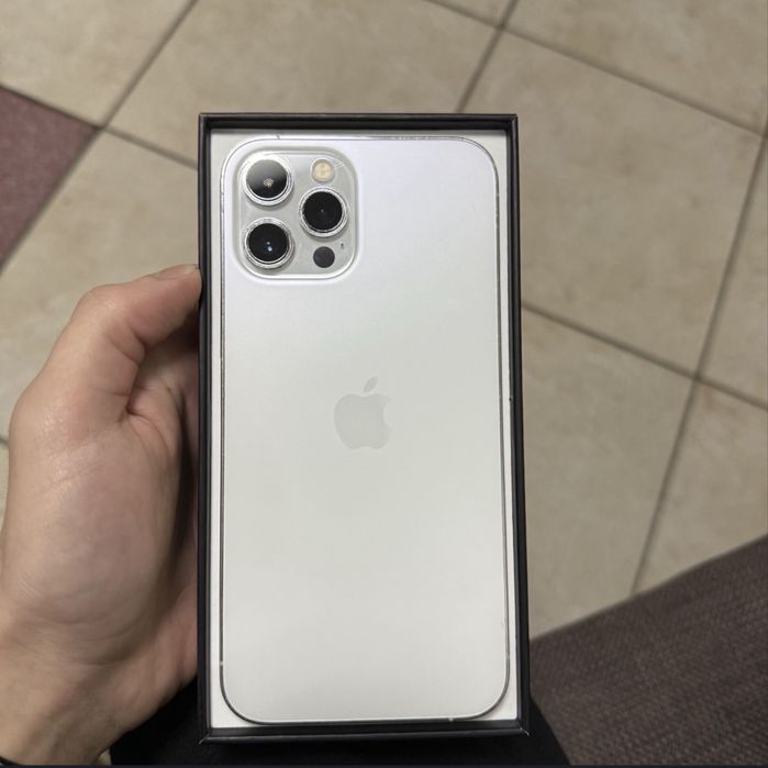 Продам Iphone 12 Pro Max