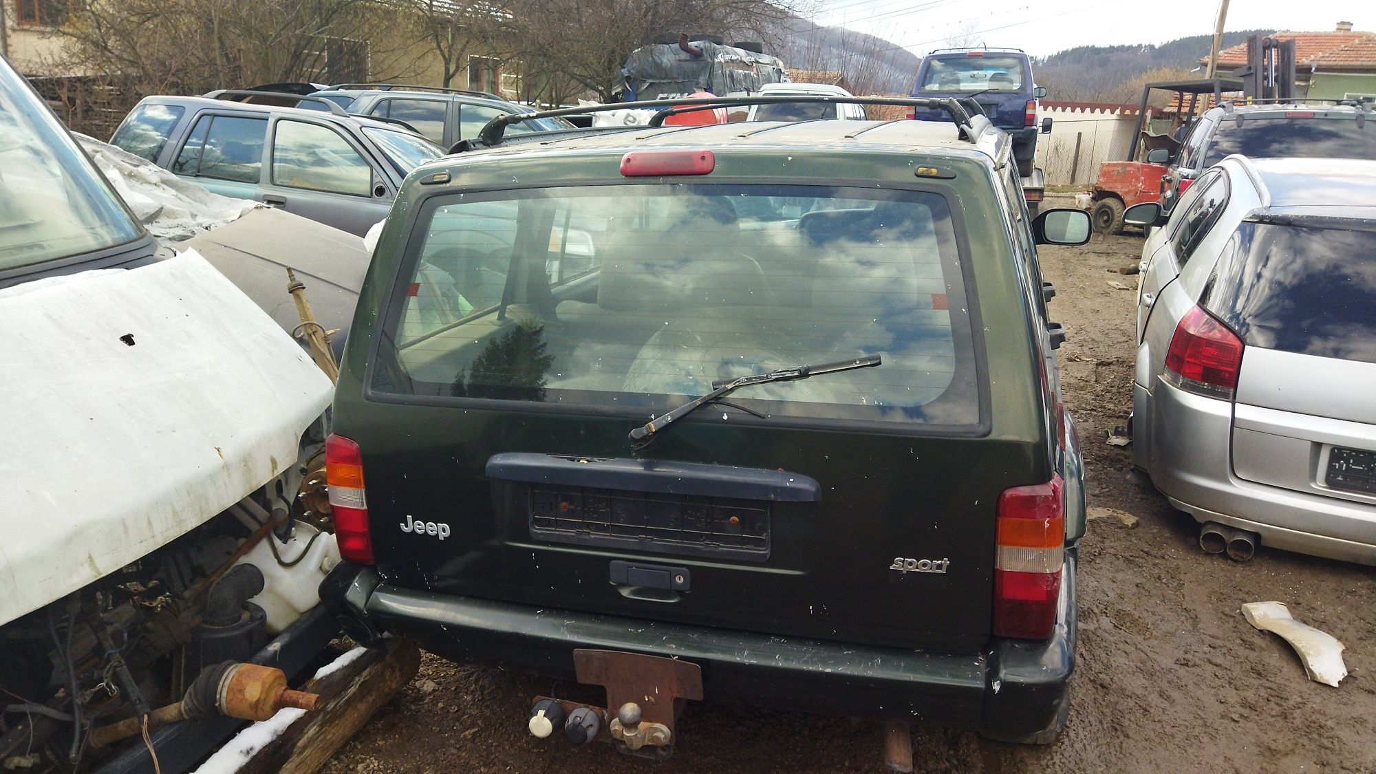 Jeep Cherokee 2.5 за части фейс