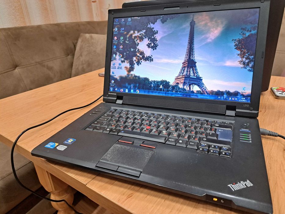 Продавам лаптоп 15.4 инча Lenovo Thinkpad 2550 в ПРИЛИЧНО СЪСТОЯНИЕ