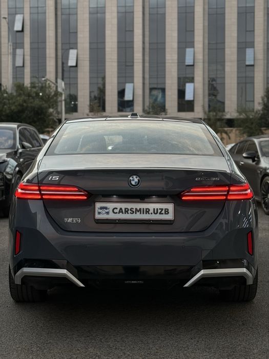 BMW I5 M 35 L Dop opciya 5.000 km