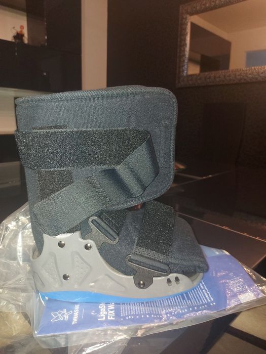 Продавам ортеза за ляв крак