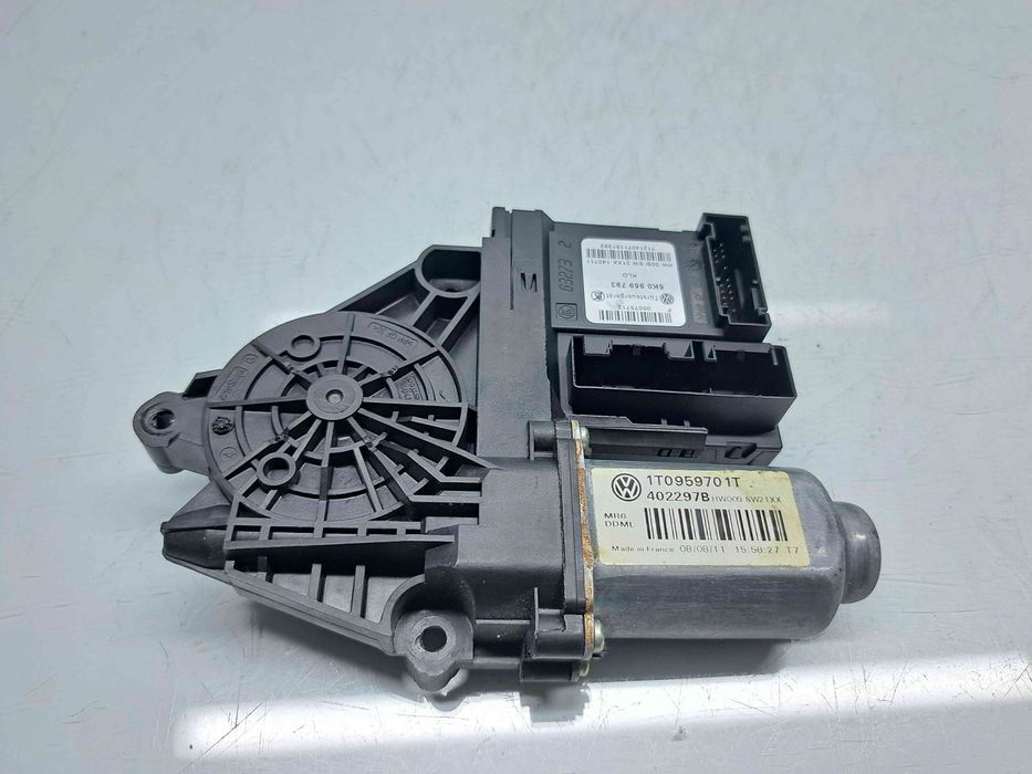 Motoras geam dreapta fata Volkswagen Touran II (1T3) [Fabr 2010-2015]