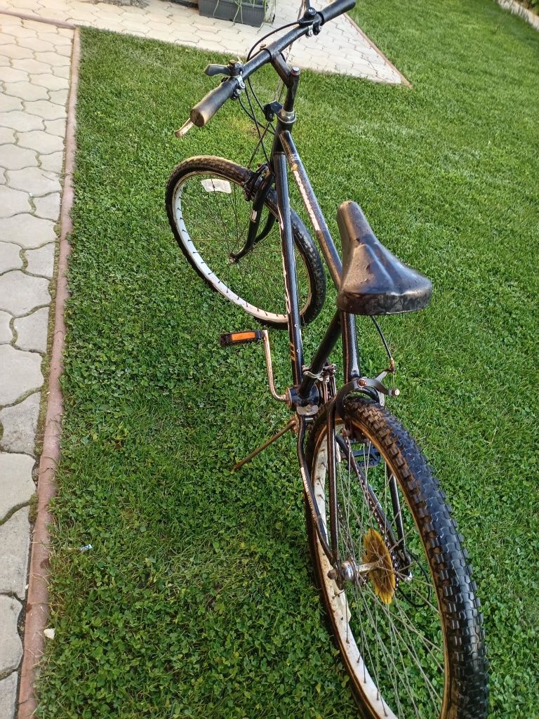 Vând bicicleta adulti