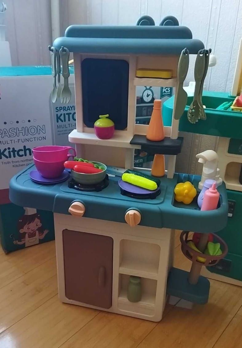 Игровая детская кухня