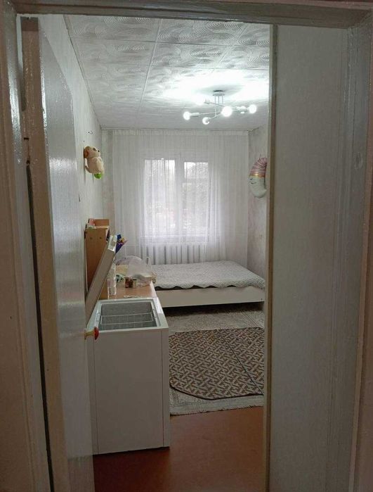 Продам 2-ком квартиру в КЖБИ! 3 этаж! Срочно!