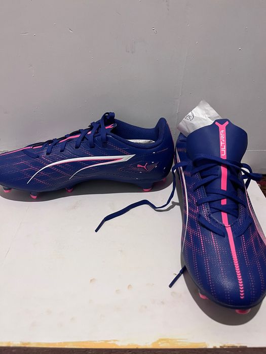 Кецови за футбол чисто нови 40 размер