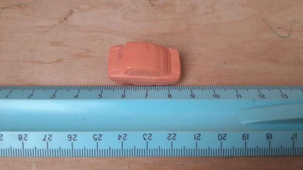 Машинка Советских времен. С магнитом. Для настольной игры. СССР