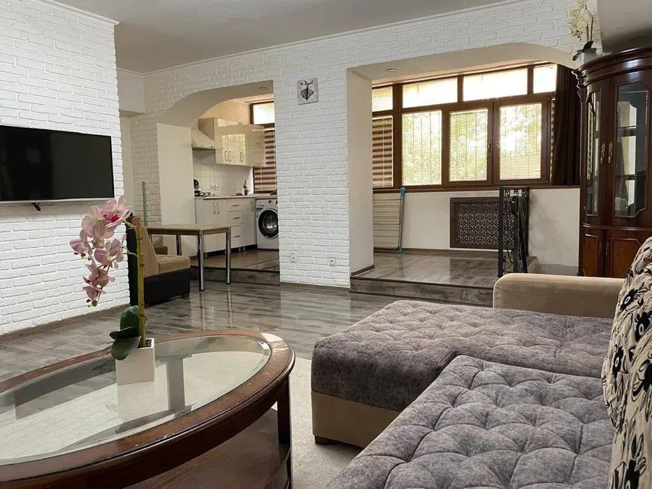 Ц-4. 1-1-4.еврорем+меб.