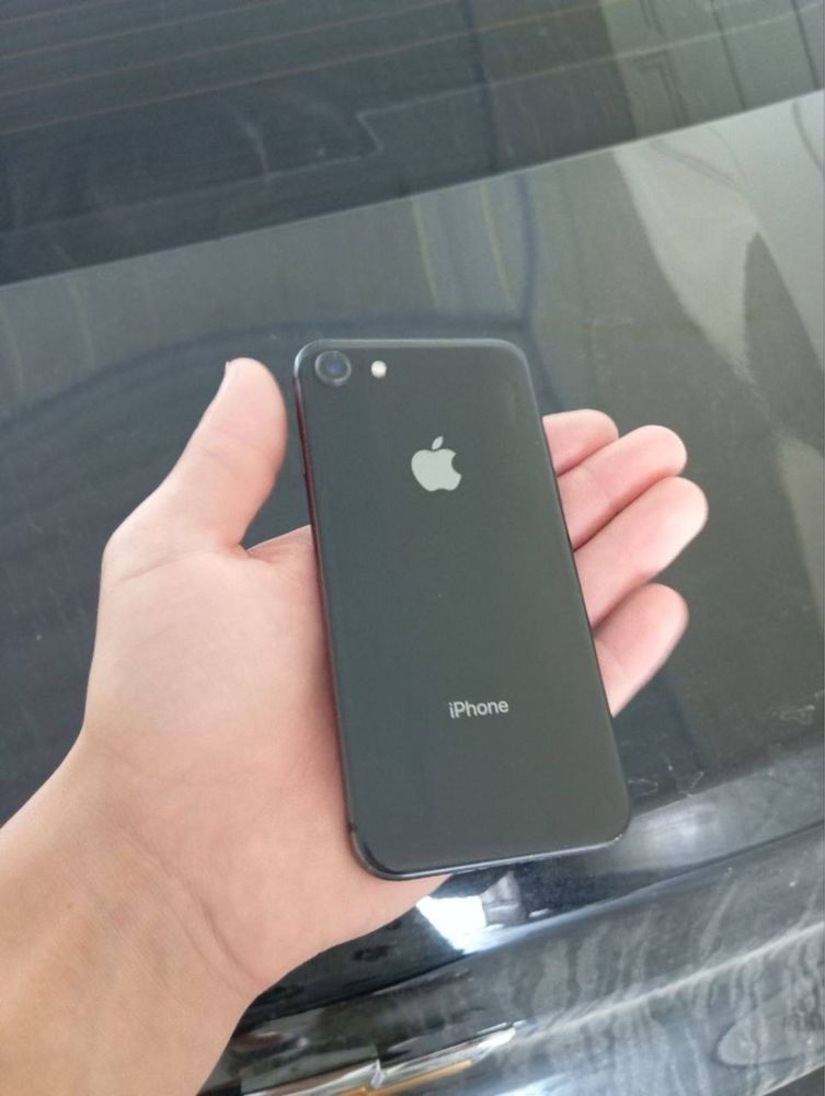 Iphone 8 srochna sotilafi