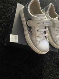 Tenesi Tommy hilfiger