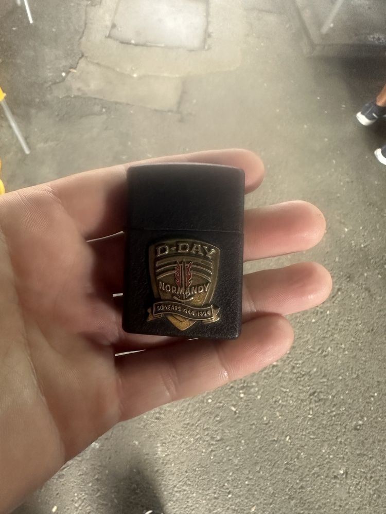 Bricheta         Zippo