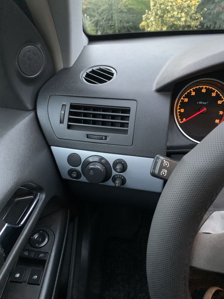 Opel Astra H 1.4 benz 90 cp Distributie Noua pilot automat 2 chei