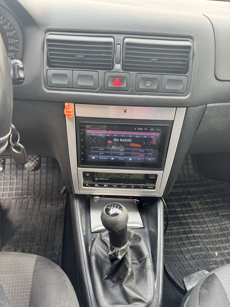 Продавам Golf  4 1,9 2003 година